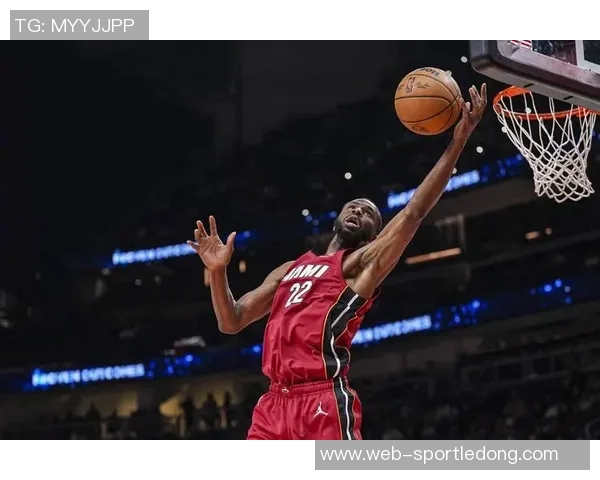 维金斯表现平平10投5中仅得13分盖帽展现潜力但仍需提升状态 维金斯表现平平10投5中仅得13分盖帽展现潜力但仍需提升状态